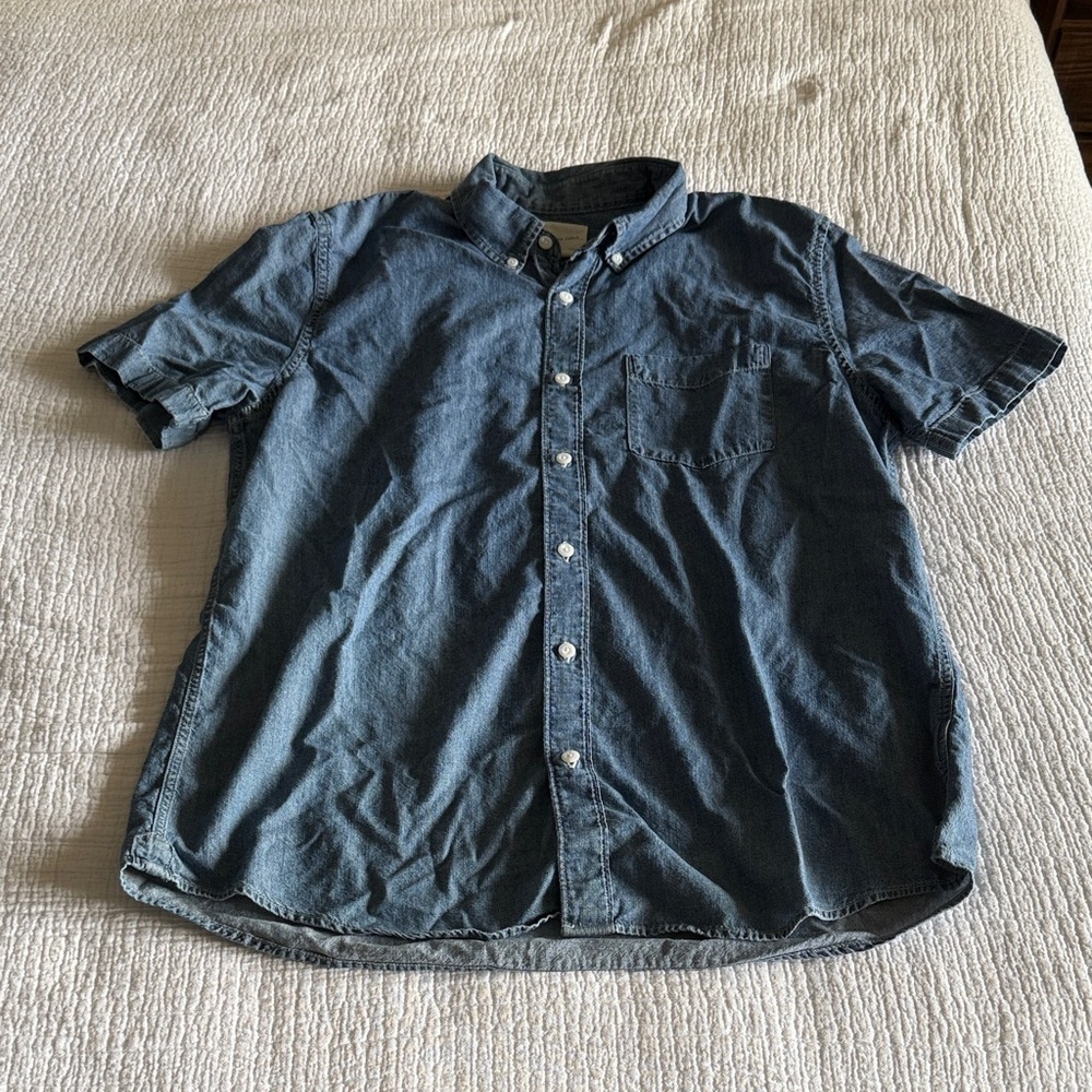 American Eagle Outfitters Blue Denim Button-Down Shirt / S